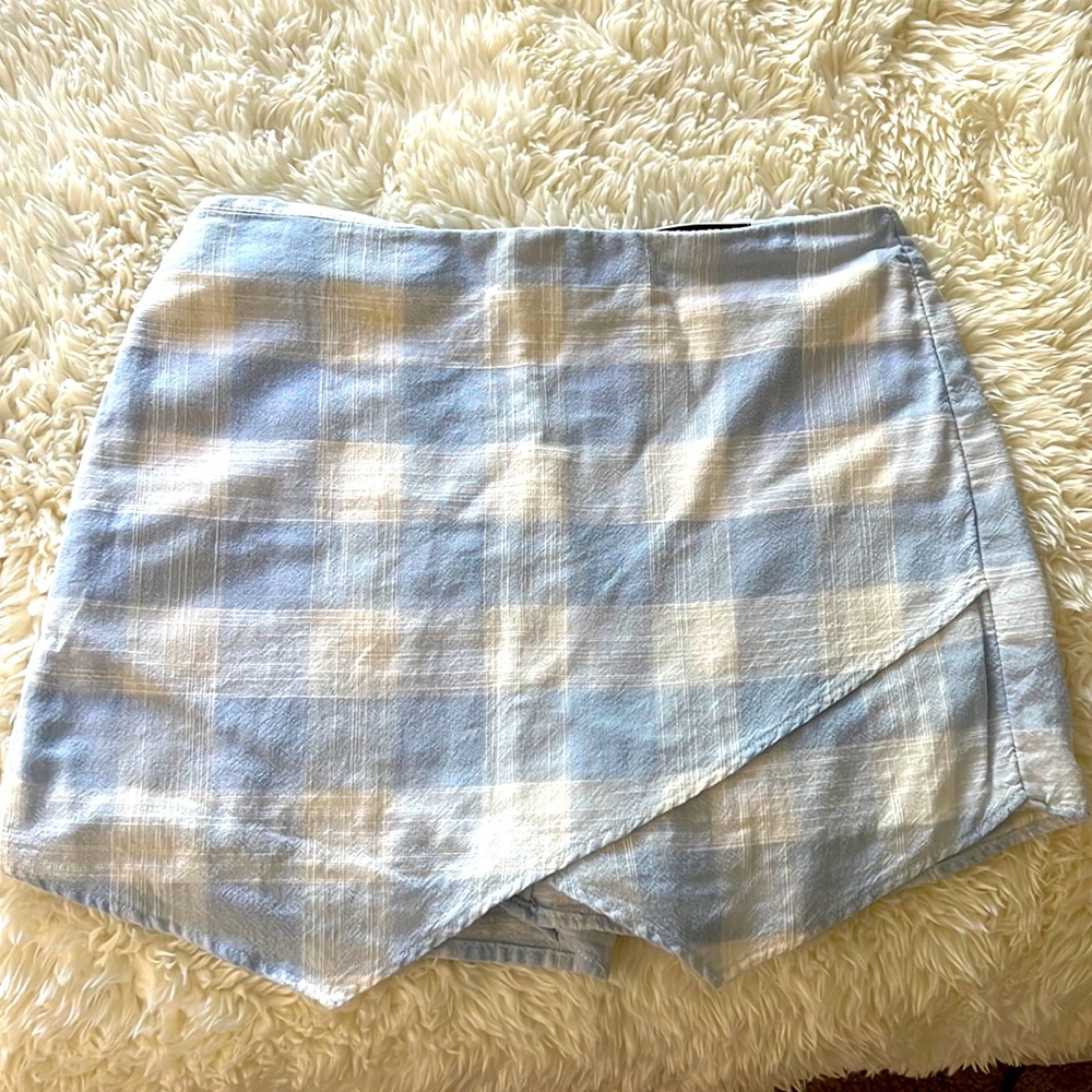 Large Blue Blush blush, skort. Worn once. Fits like medium
